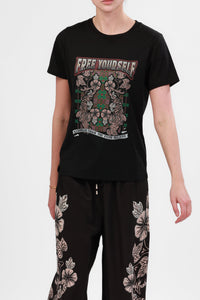 Remera Free Yourself Blossom Black